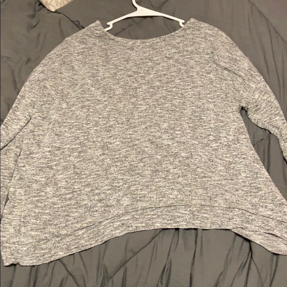 Gray long sleeve shirt  with open back